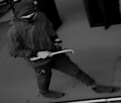 Suspect in Dunham's Sports burglary holding a crowbar