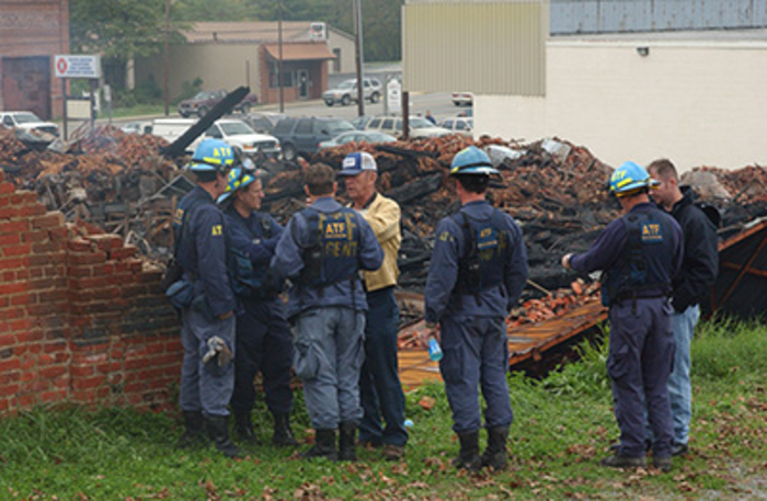 NRT talking to each other at a crime scene