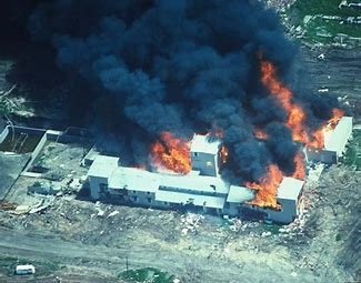 The Branch Davidian compound on fire