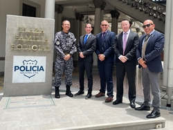 IAD with El Salvador police